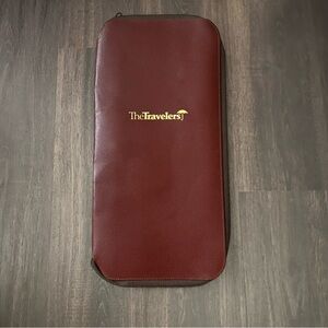 Travelers Leather Zip Travel Organizer / Document Holder Brown